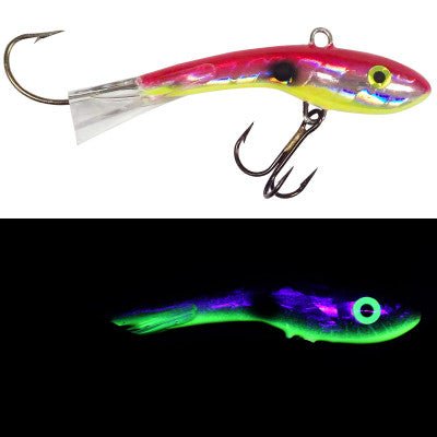 Moonshine Lures Holographic Shiver Minnow - CrankbaitMoonshine LuresCranberry Shad3/8 OzFreshwaterFishAndSave