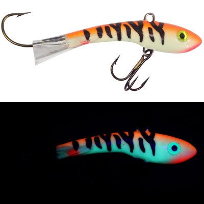 Moonshine Lures Holographic Shiver Minnow - CrankbaitMoonshine LuresTangerine Tiger3/8 OzFreshwaterFishAndSave